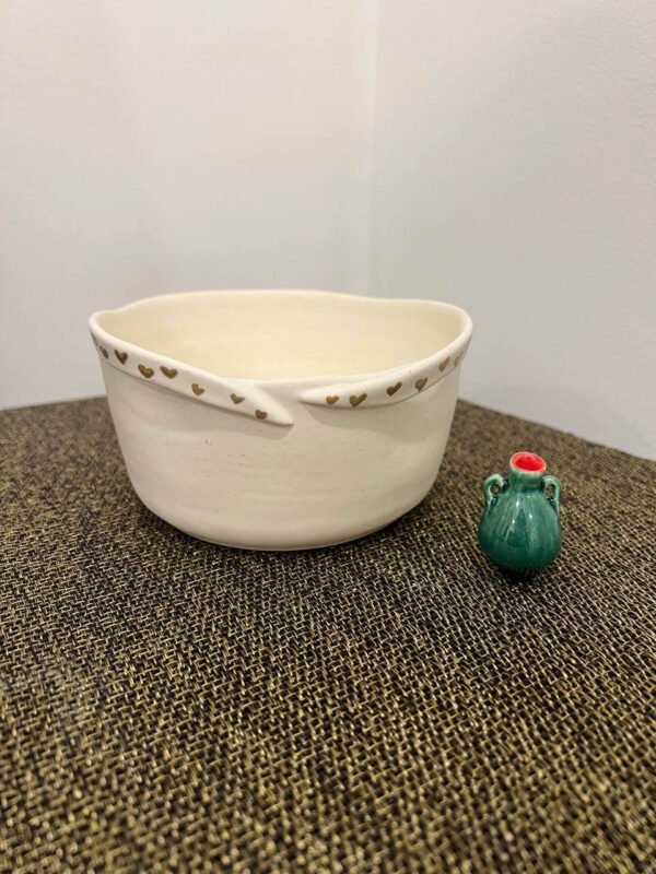 Bowl gold heart