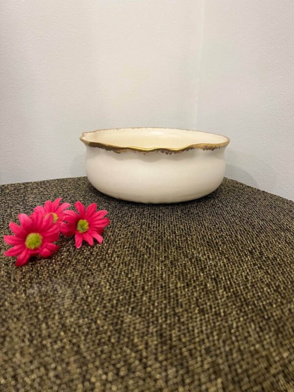 Bowl gold trim