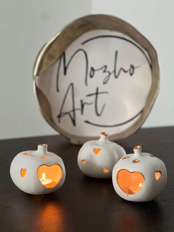 White and Gold (18 Karat)Pomegranate Candle Holder